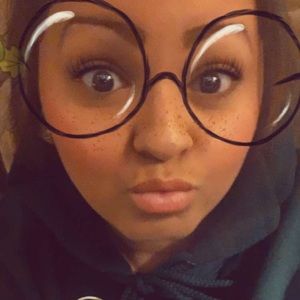 Meet your Posher, Keisha